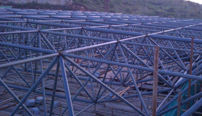 萧县概述网架加工公司对网架保温隔热的办法